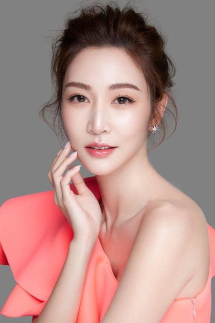 Vicky Tseng dans le rôle de Pan Yin-yin