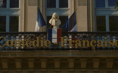 La vraie troupe de la Comédie-Française joue la farce de coulisses au million d’entrées