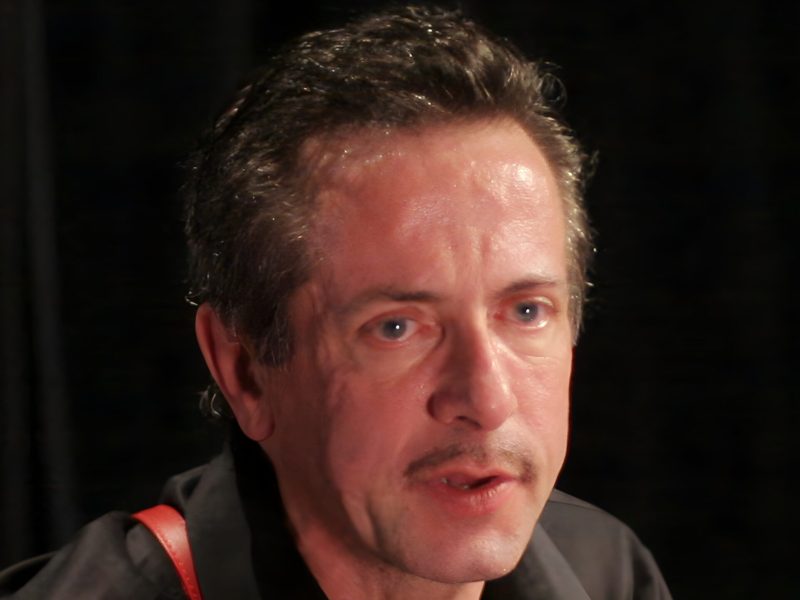 Clive Barker voit dans le jeu Hellraiser: Revival un électrochoc pour les films de la saga