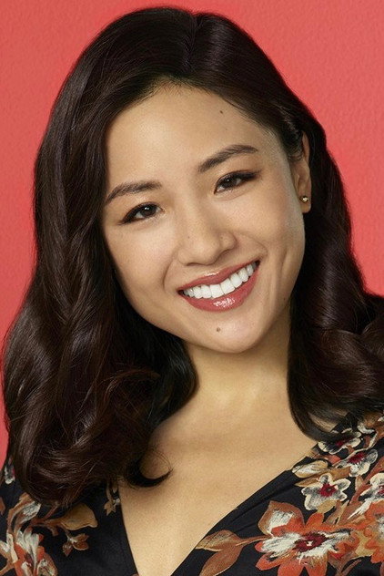 Constance Wu dans le rôle de Katie Buranek