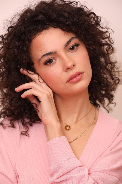 Federica Torchetti as Sole Santoro