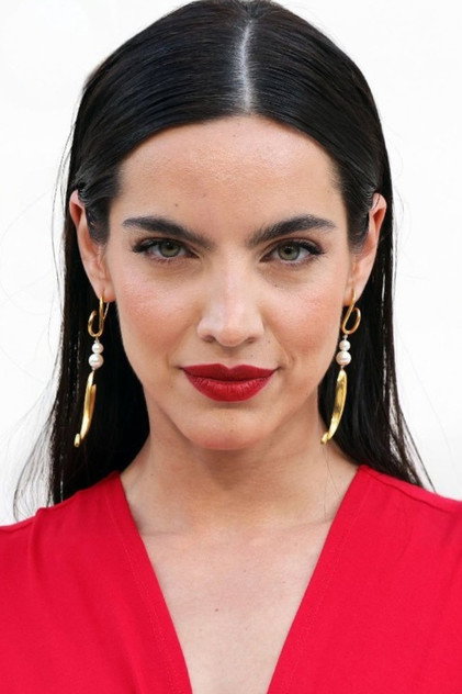 María Gabriela de Faría as The Engineer