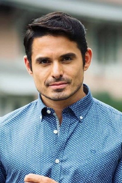Robin Durán 役 Head of Costa Rican Border