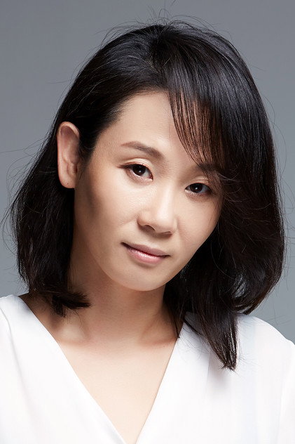 김선영 como Kang Myeong-hui