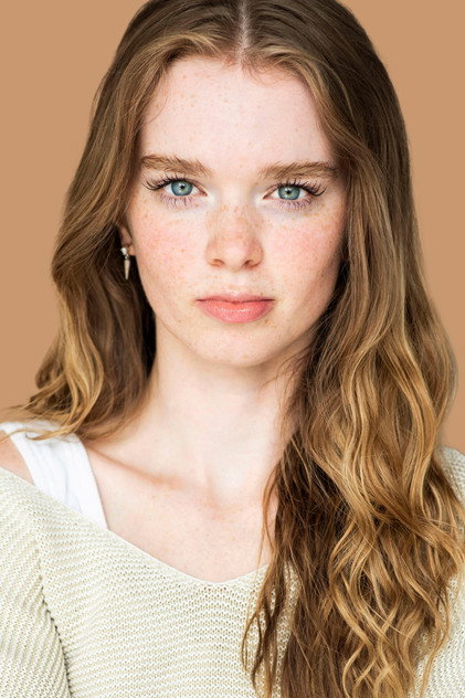 Summer H. Howell dans le rôle de Carrie White