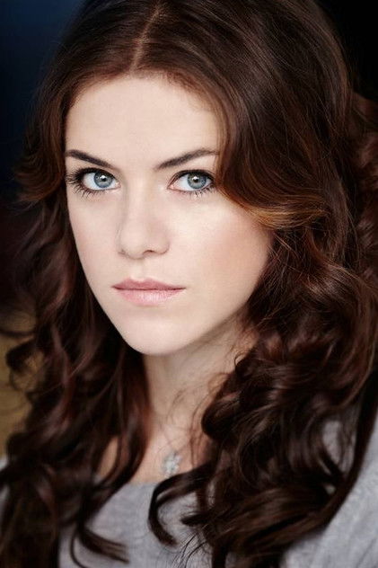 Kaniehtiio Horn como Samantha