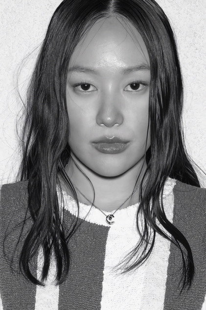 Yerin Ha como Kwan Ha