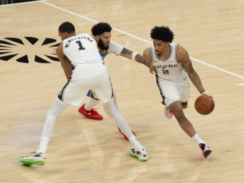 Dylan Harper, el base de los Spurs que salió del banquillo para brillar en las Finales