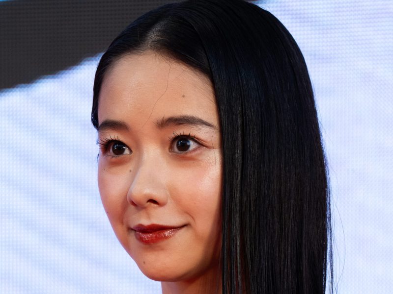 堀田真由、3作目の朝ドラもヒロインの隣へ　「二番手」を武器にした俳優の現在地