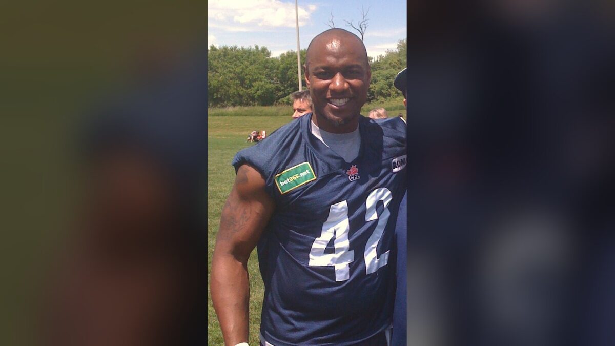 Jarrett Payton: पिता के मशहूर नाम से आगे, शिकागो रेडियो पर अपनी आवाज़ की तलाश