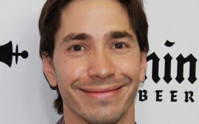 Justin Long, actor de Barbarian, se suma a Nasty como el entrenador de gimnasia con un lado oscuro