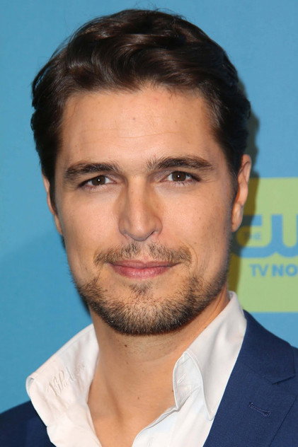Diogo Morgado como Delgarde