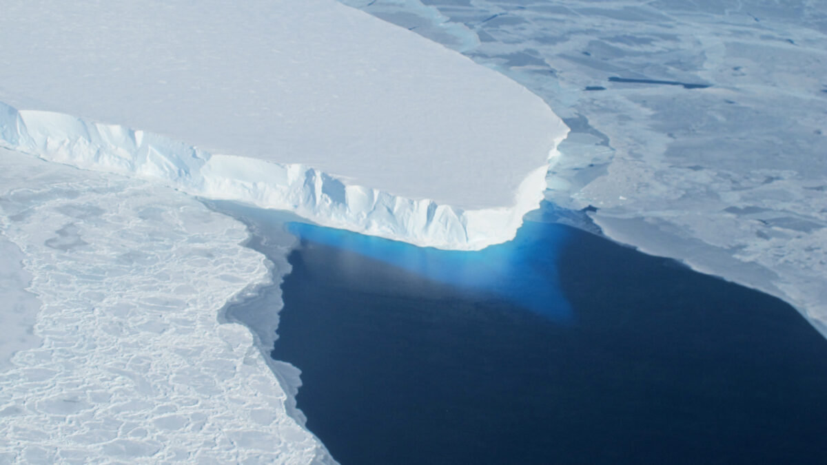 L’acqua di mare sotto il ghiacciaio Thwaites raddoppia la stima di innalzamento al 2100