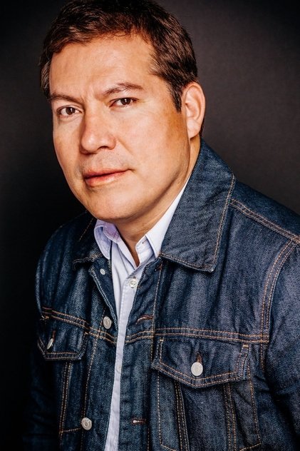 Julio Cesar Cedillo dans le rôle de Salvador