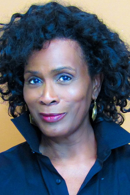 Janet Hubert como Monica