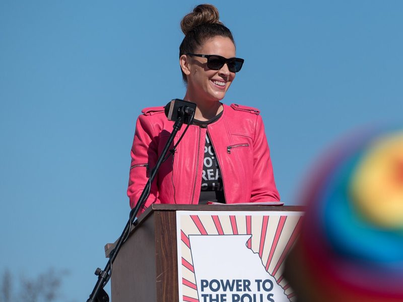 Alyssa Milano, la actriz que lleva cuarenta años peleando por su propia imagen