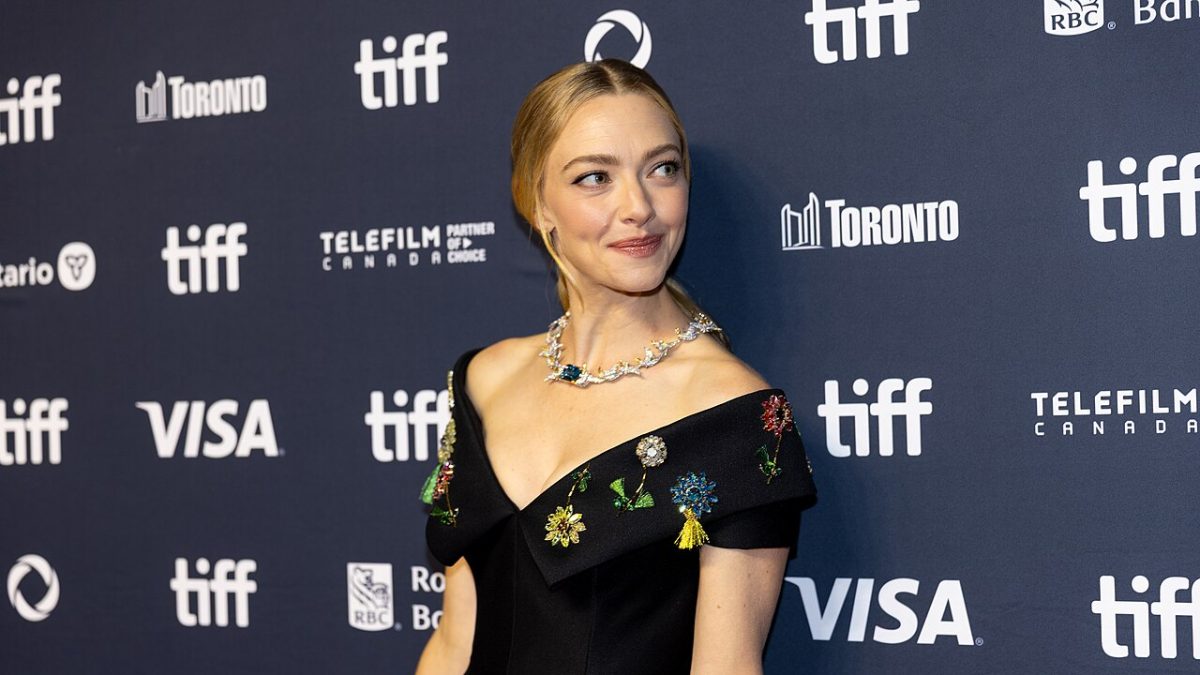 Amanda Seyfried, de chica plástica en Mean Girls a profeta shaker