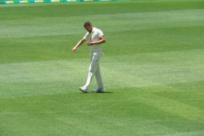 L’Australia travolge il Sudafrica a Durban: il veterano Josh Hazlewood firma sei wicket, il suo record in carriera, dopo aver saltato le Ashes