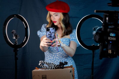 Not Okay: una sátira desigual sobre autenticidad digital