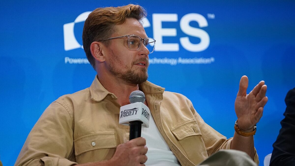 Billy Magnussen: डिज़्नी के राजकुमार से सिलिकॉन वैली के ताक़तवर किरदारों तक का सफ़र
