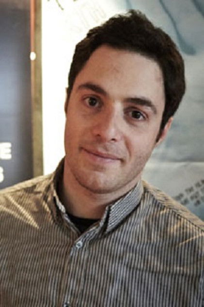 თორნიკე ბზიავა como David Radiani