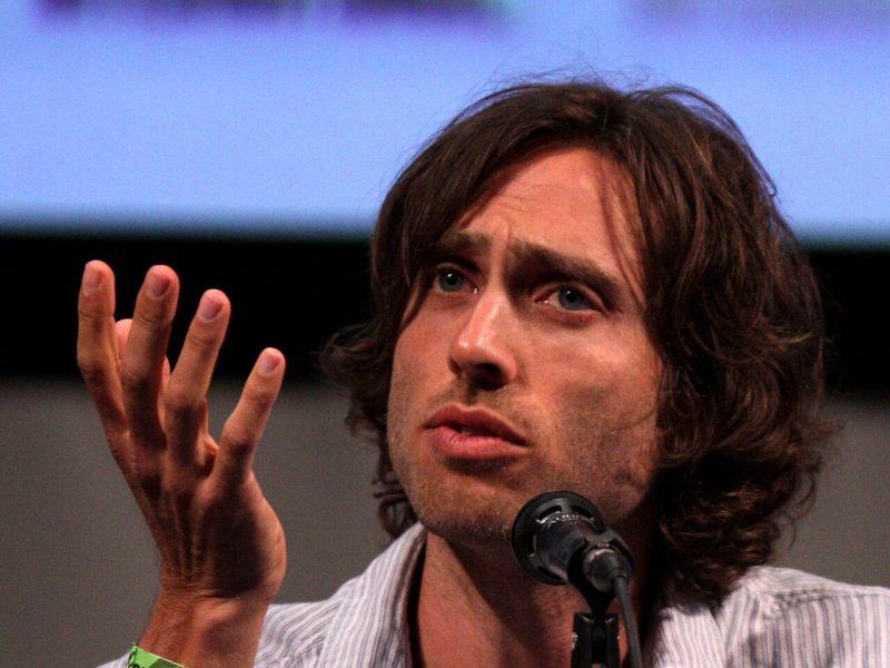《歡樂合唱團》推手Brad Falchuk 錄下名人身後才播的遺言