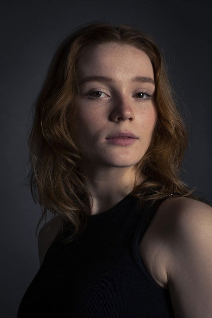 Ines Asserson dans le rôle de Lena