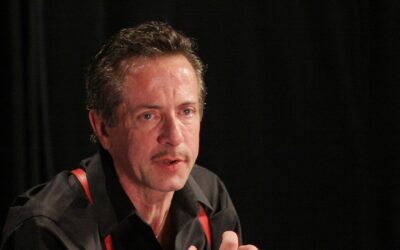 Clive Barker, el escritor que enseñó al terror a ponerse del lado de sus monstruos