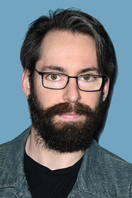 Martin Starr como Lawrence 'Bodhi' Geigerman