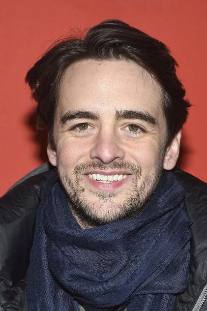 Vincent Piazza como Vince Antonacci