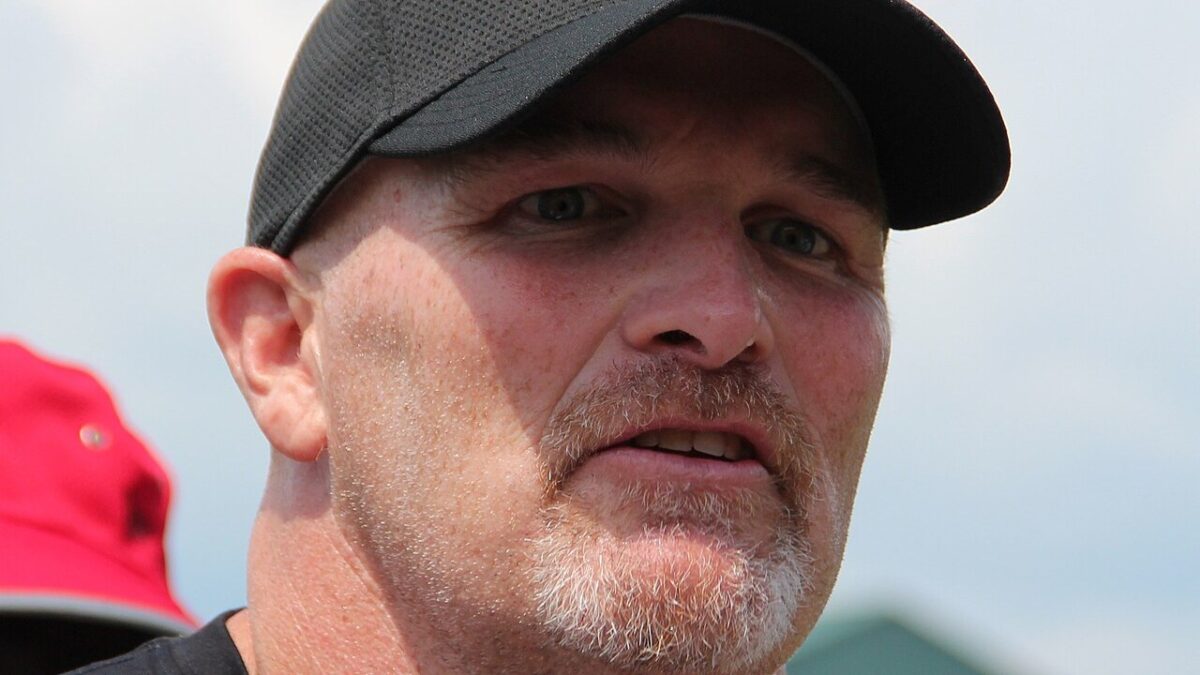 Micah Parsons, estrella de los Packers: Jayden Daniels «probablemente le costó» el trabajo al coach Dan Quinn