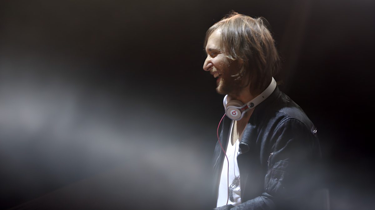 David Guetta, Paris kulüplerinden altıncı kez dünyanın 1 numaralı DJ’i