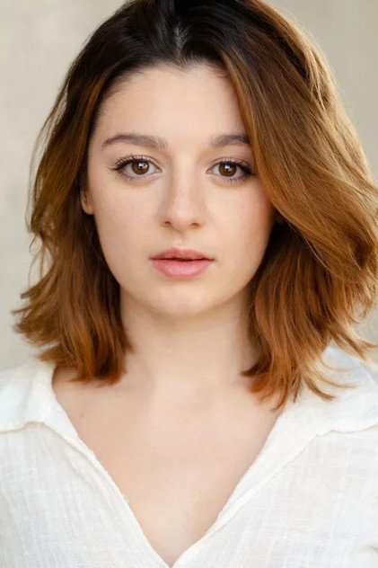 Melissa Juliet Lawson como Olivia