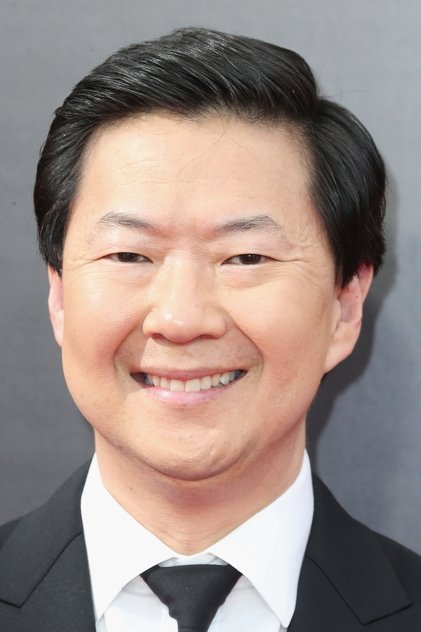 Ken Jeong nel ruolo di David Kim