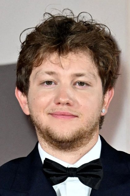Anthony Bajon as Jérôme
