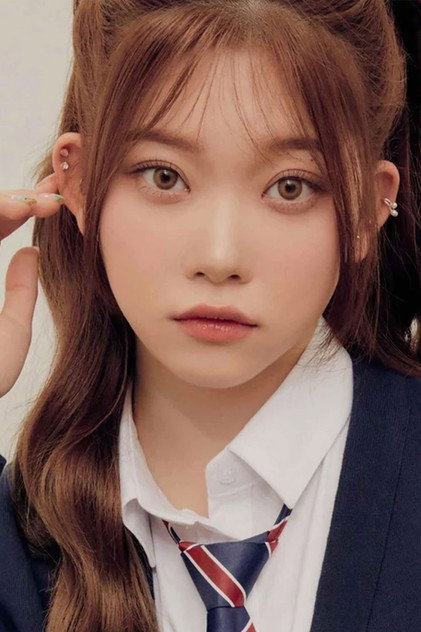福富月 饰 本人