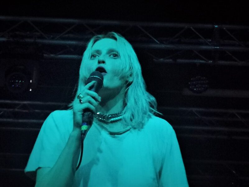 Emily Armstrong, kvinnen som gjorde Linkin Park til historisk Download-headliner