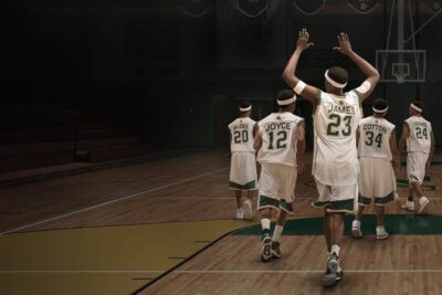 &lsquo;Shooting Stars&rsquo; (2023) Critique du film : L&rsquo;histoire de LeBron James (et de ses amis)