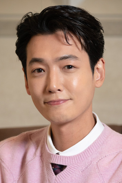 정경호 como Dong Kang-pyo