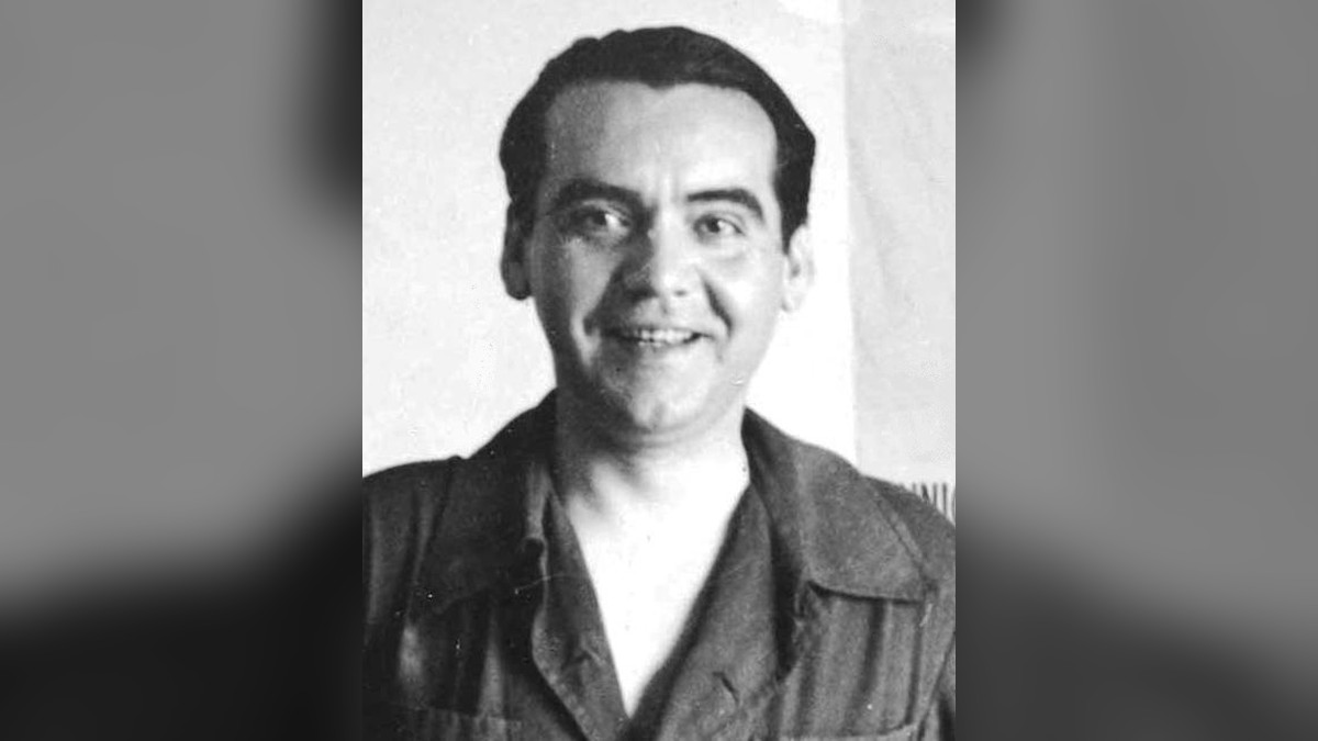 Federico García Lorca, el poeta granadino cuyas tragedias rurales siguen llenando teatros 90 años después