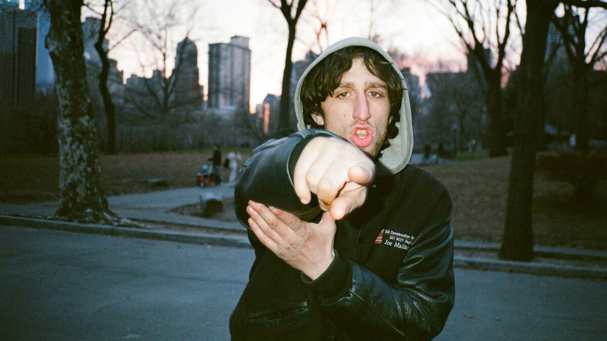 Still from Heaven Knows What, the 2014 New York street drama directed by Josh and Benny Safdie