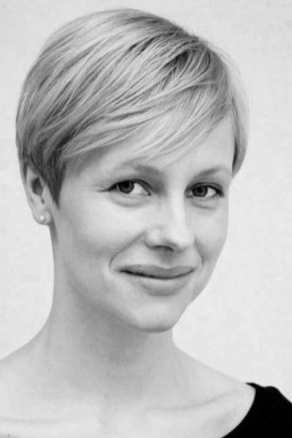 Kirsti Stubø dans le rôle de la Reine