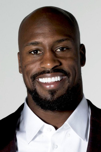 Vernon Davis como Randoku