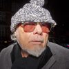 Gary Glitter：身陷囹圄的华丽摇滚歌手，他的体育场口号却仍在回响