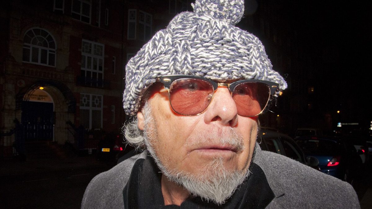 Gary Glitter, le chanteur glam rock dont le refrain de stade a survécu à sa chute