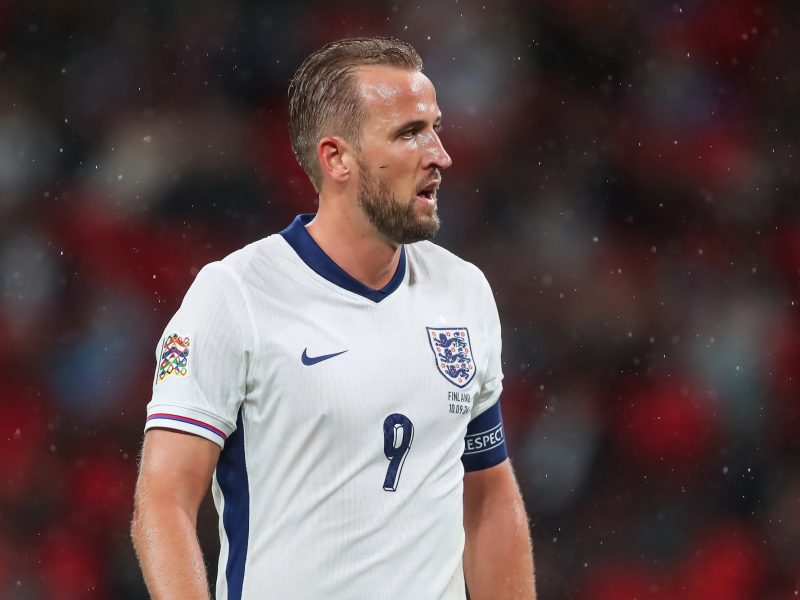 Harry Kane vince il Pallone d’Oro: il capitano dell’Inghilterra ha dovuto prima battere la propria testa