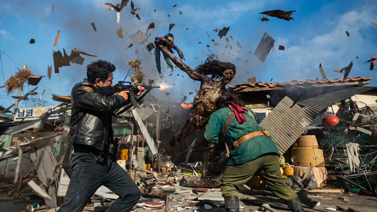 Hwang Jung-min firing at a creature in Na Hong-jin film HOPE