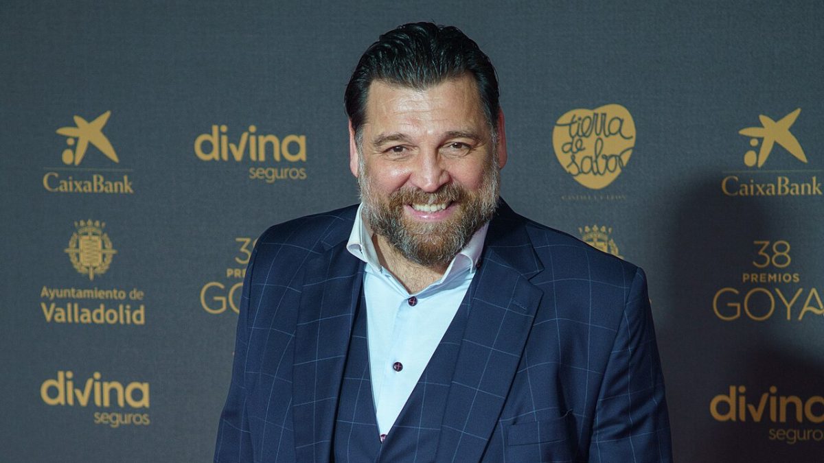 Hovik Keuchkerian, Money Heist’s Bogotá and the poet casting directors keep missing