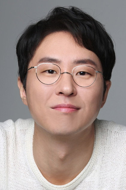 Lee Hyun-kyun în rolul lui Jin Dae-soo
