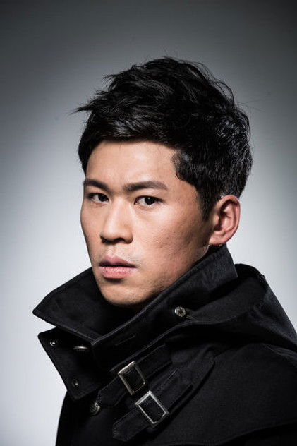 Huang Di-yang dans le rôle de Gecko